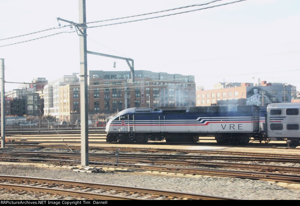 VRE V65